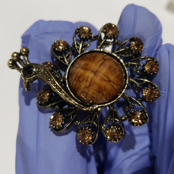 Vintage Peacock Ring – Brown Gemstones & Center Stone – Adjustable Women Jewelry - Picture 10 of 10